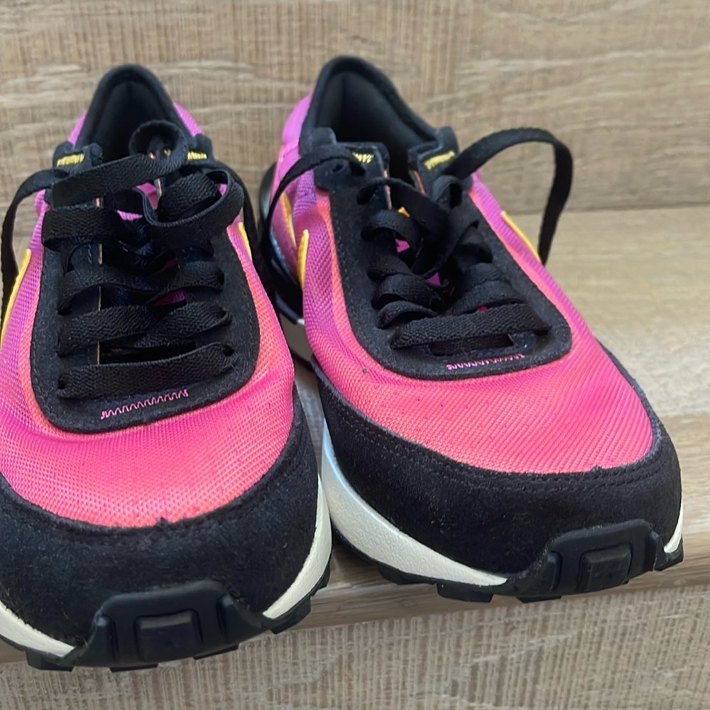 Nike Waffle One